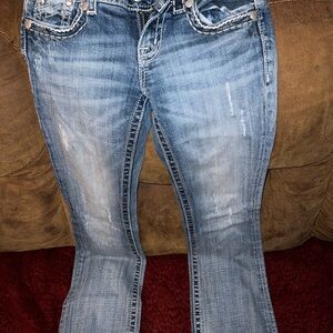 Women’s Miss Me jeans
